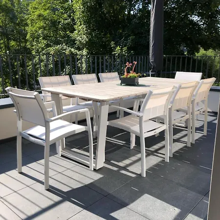 Apartment Cedrien Met Terras
