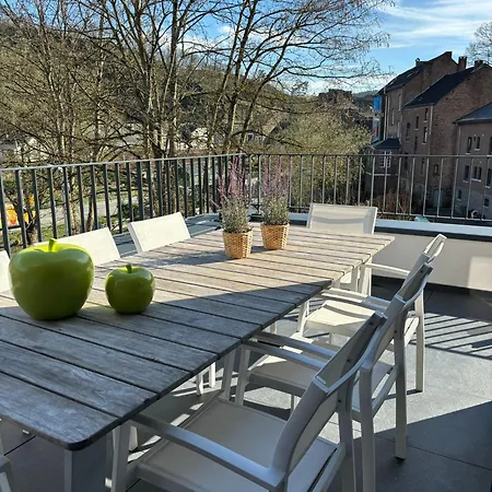 公寓 Cedrien Met Terras