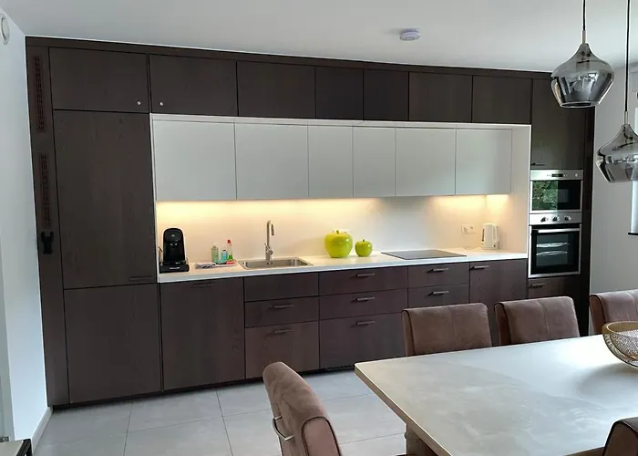 Cedrien Met Terras شقة لاروش ان اردين